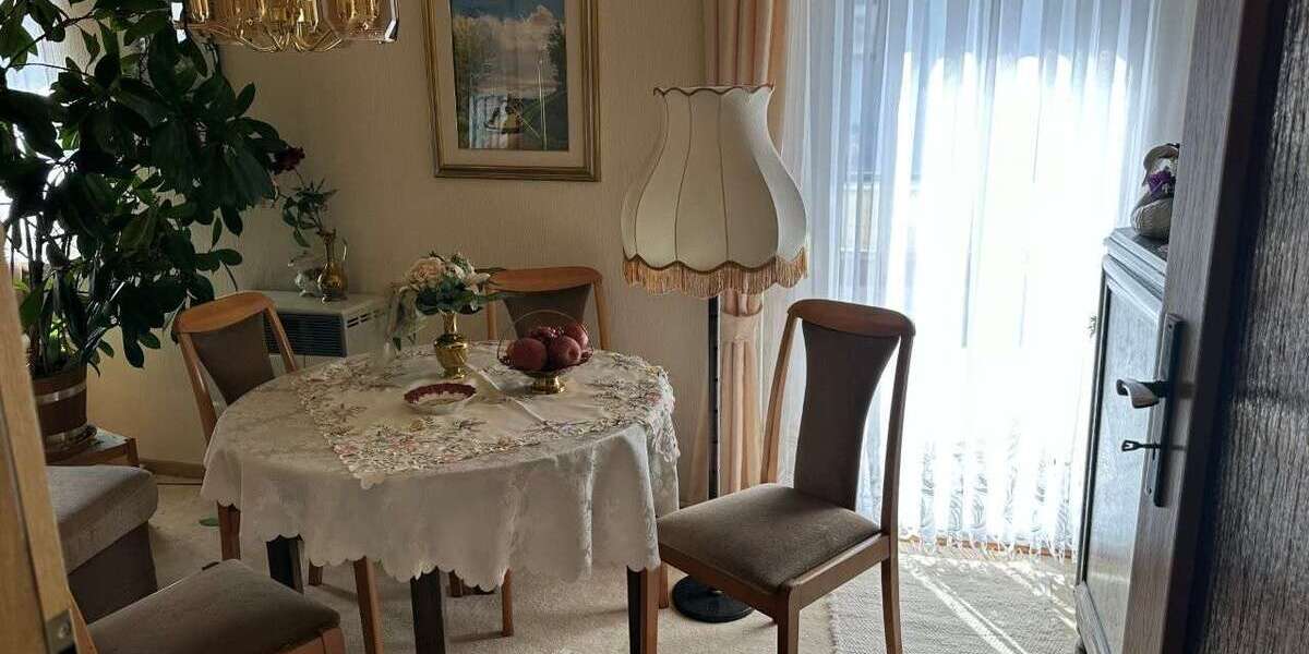 OG Wohnzimmer-Essbereich