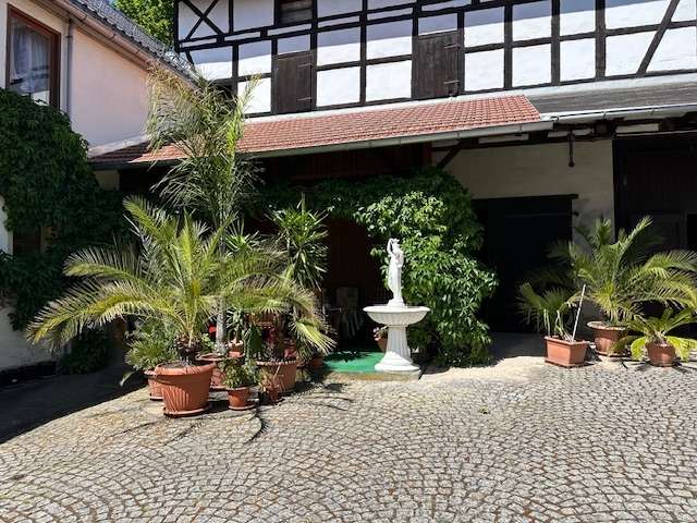 Innenhof (2)