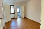 Kapitalanlage : Wohn- und Geschäftshaus mit 3 Wohneinheiten und 1 Gewerbeeinheit in 